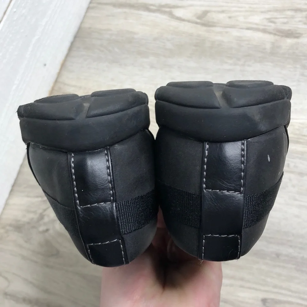 Women's Black Casual Slip-On Flats